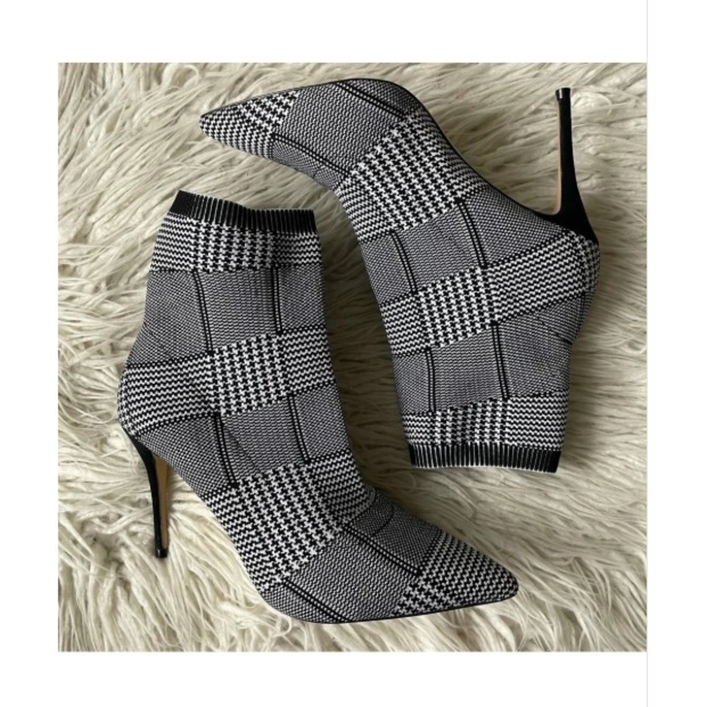 Something Navy Ankle Booties Nix Plaid Houndstooth Black White Stiletto Heel 9